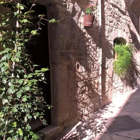 La Piccola Torre 3*